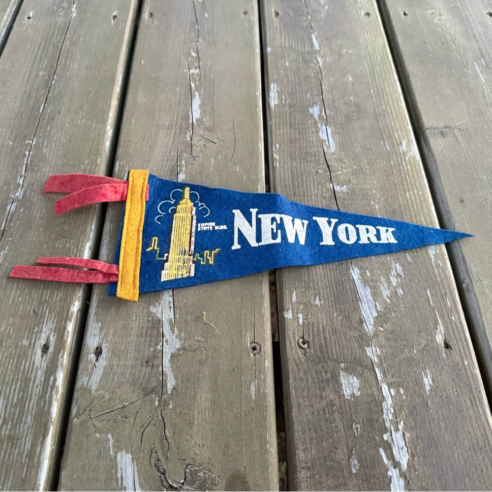 Vintage 1950s New York Empire State Building Souvenir Pennant Retro Wall Decor